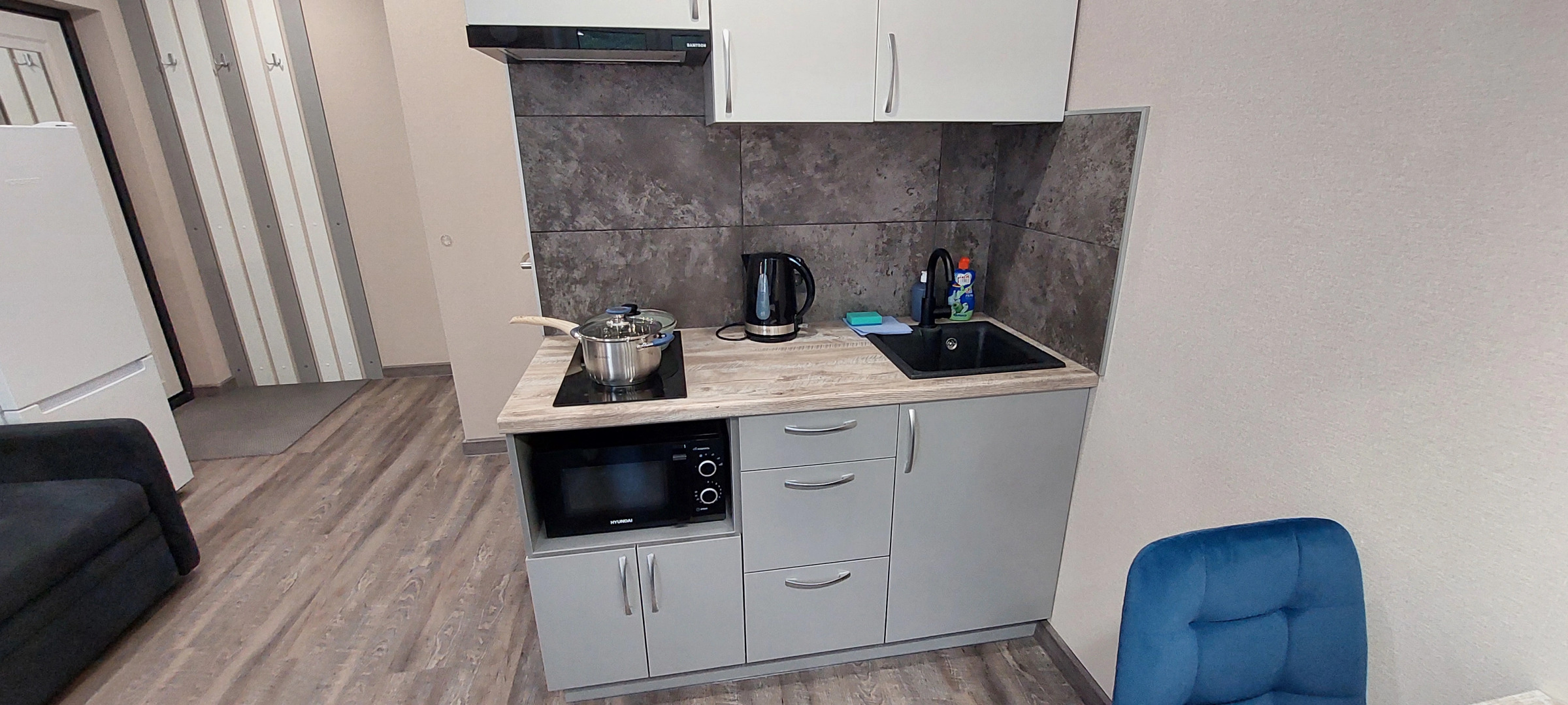 Апартаменты СВ Швейников студия 1