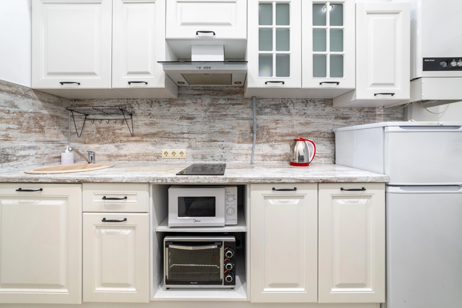 Квартира с отдельной спальней в курортном районе