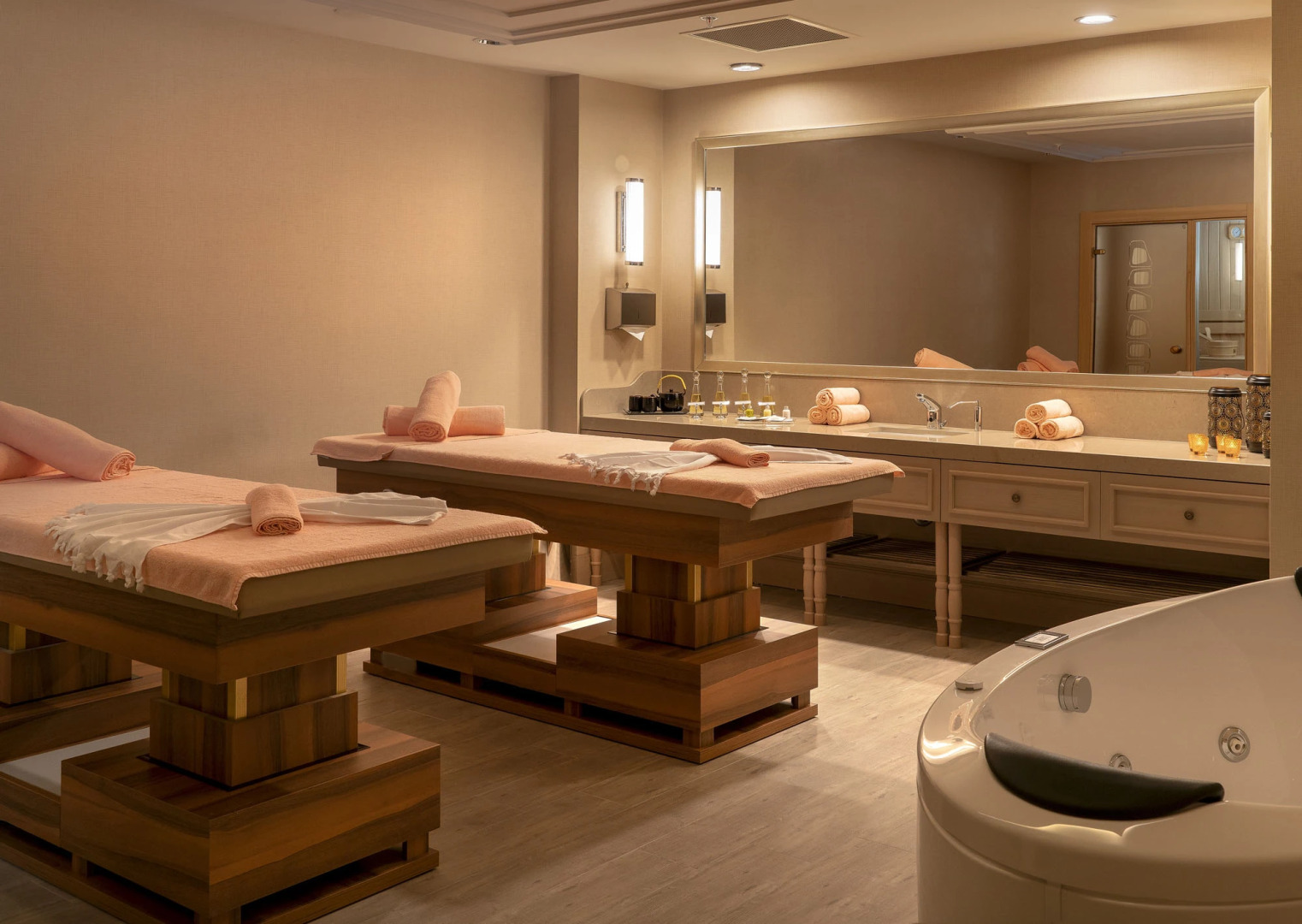 Отель Millennium Istanbul Golden Horn