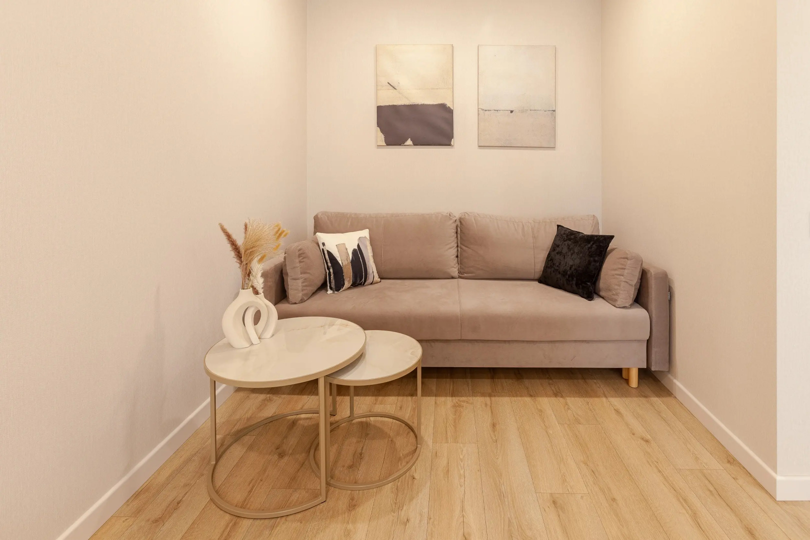 Квартира Stylish Apartments