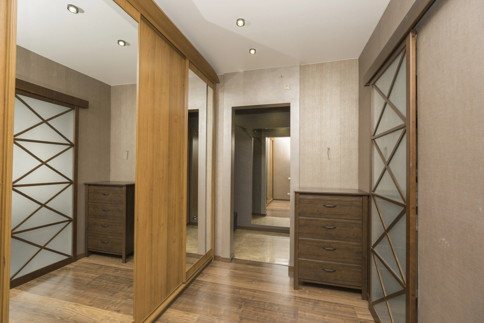 Apart59 | Бизнес апартаменты BRAUN у Эспланады