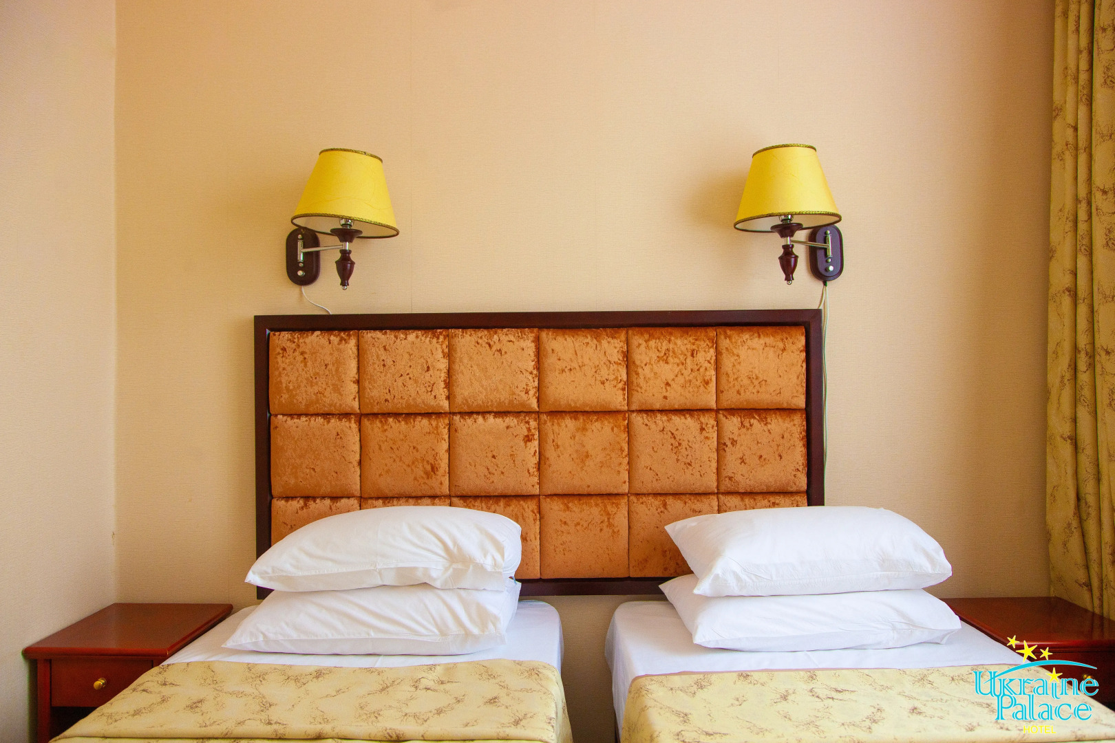 Отель Палас