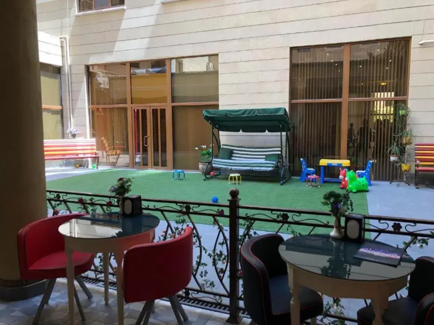 Отель California Boutique