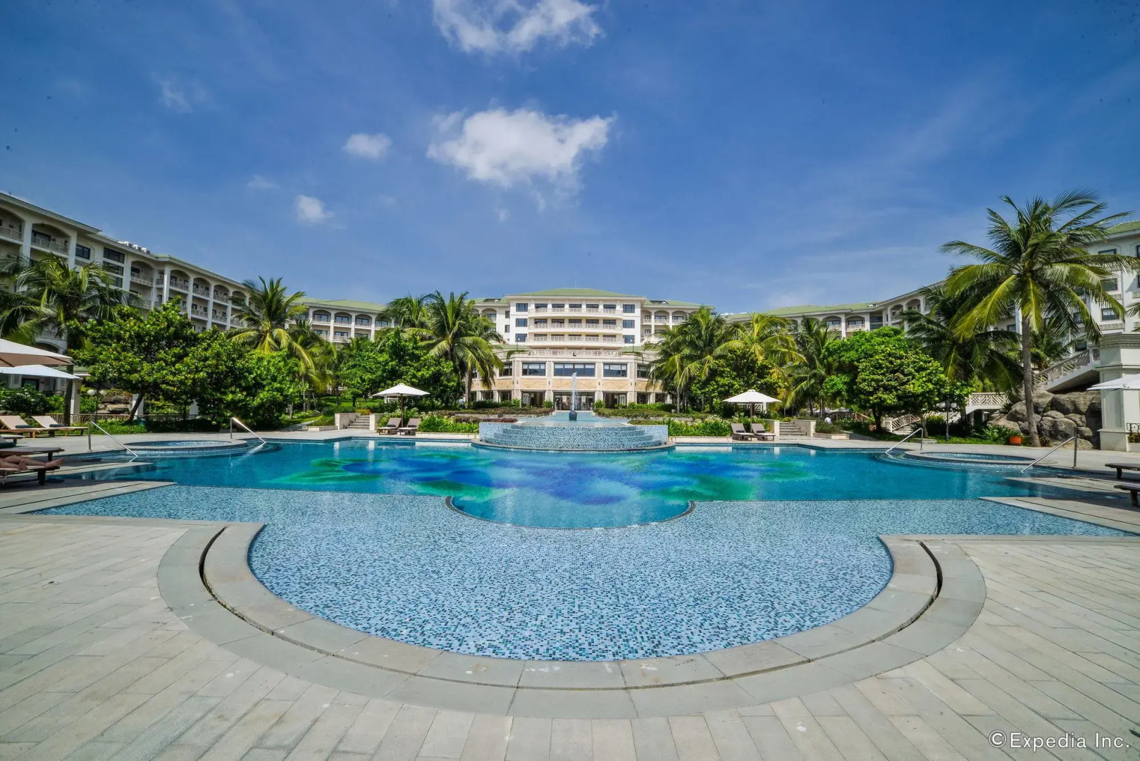 Отель Olalani Resort and Condotel