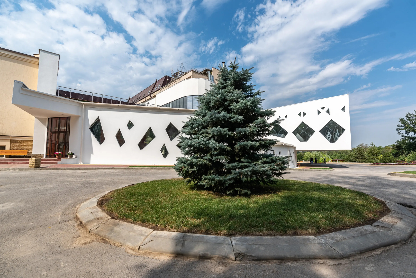 Парк-отель Надежда