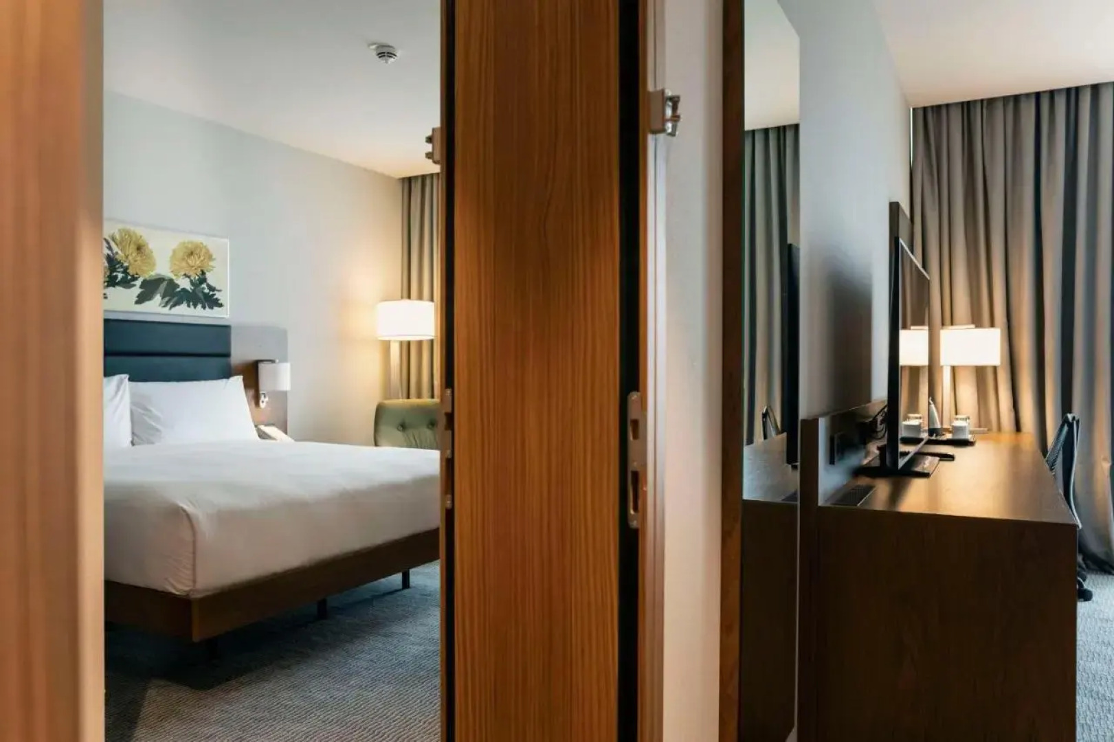 Отель Hilton Garden Inn Tbilisi Chavchavadze