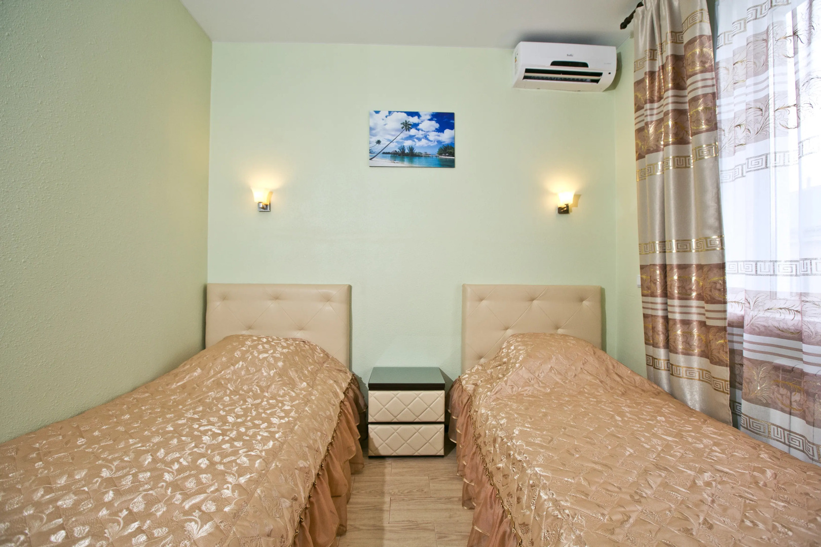 Отель Альбатрос