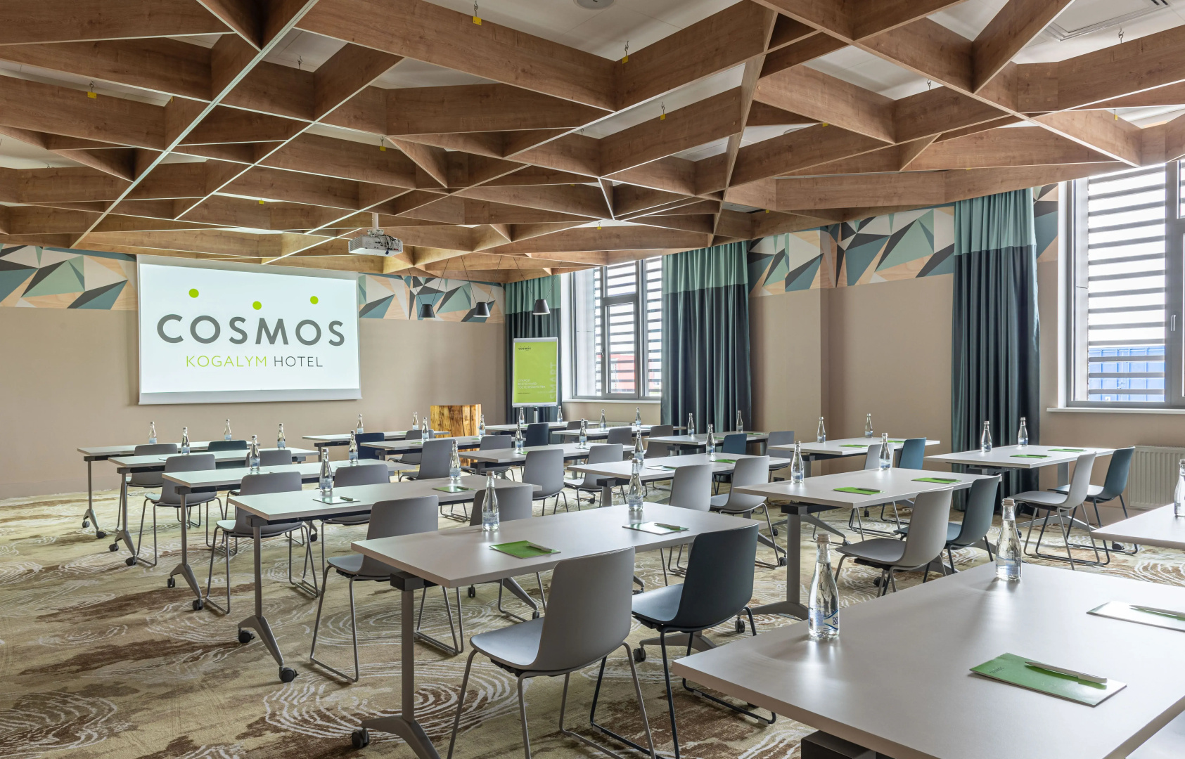 Cosmos Smart Kogalym Hotel (Космос Смарт Когалым Отель)