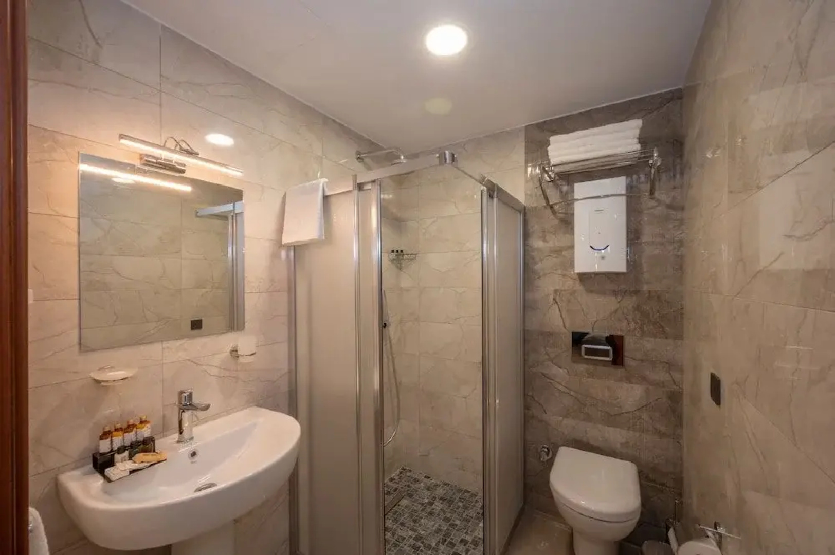 KA Hotel Suites