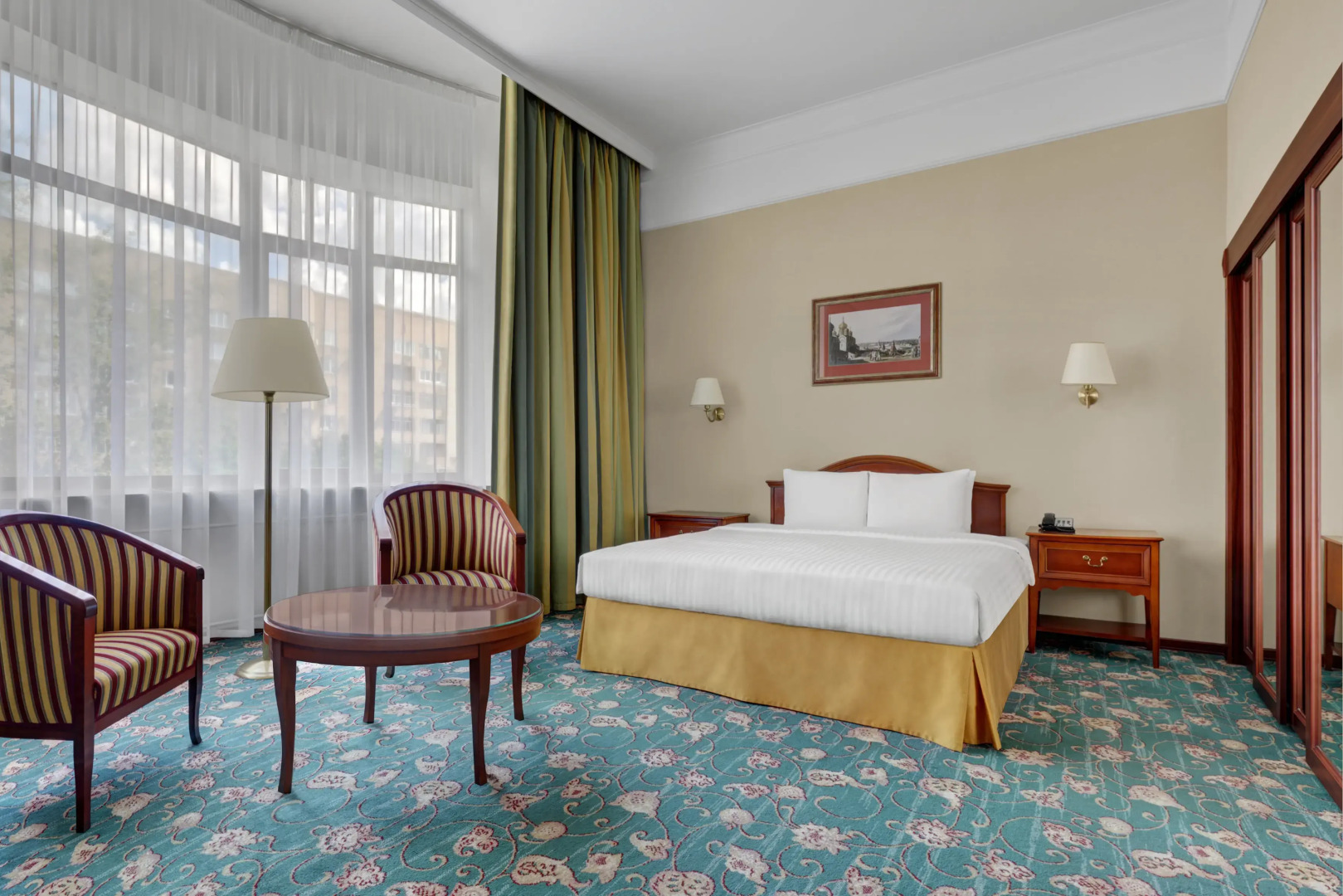 Отель Сафмар Тверская Москва (бывший Марриотт Тверская)