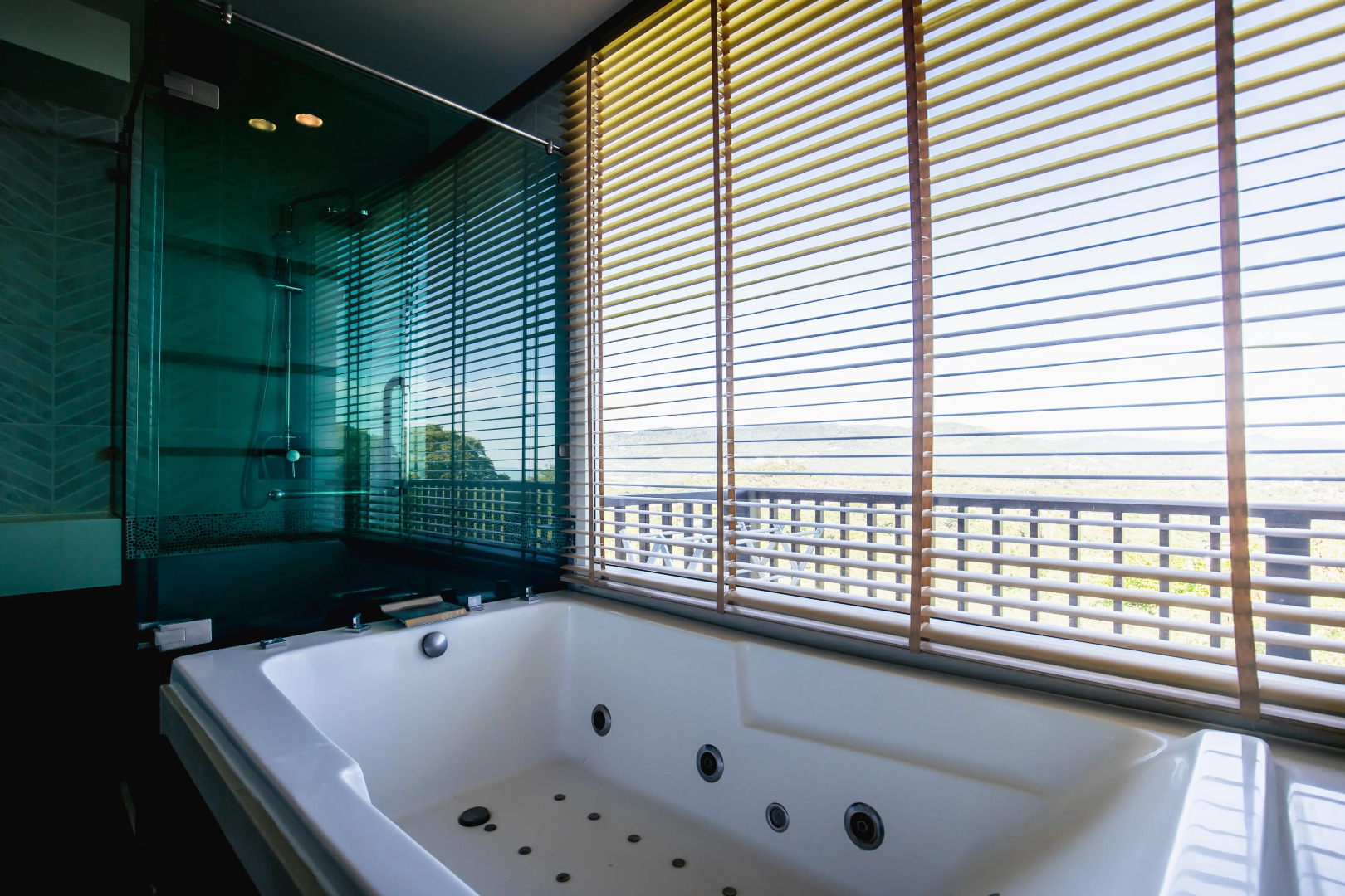 Отель KC Resort & Over Water Villas