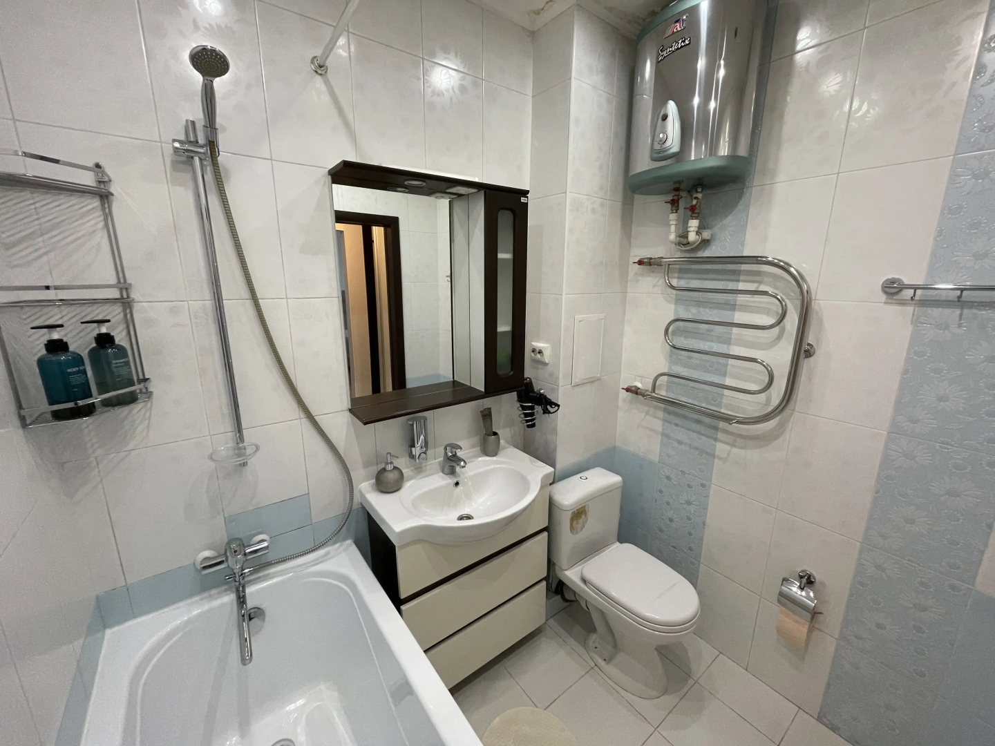 Апартаменты Авиаторов 23