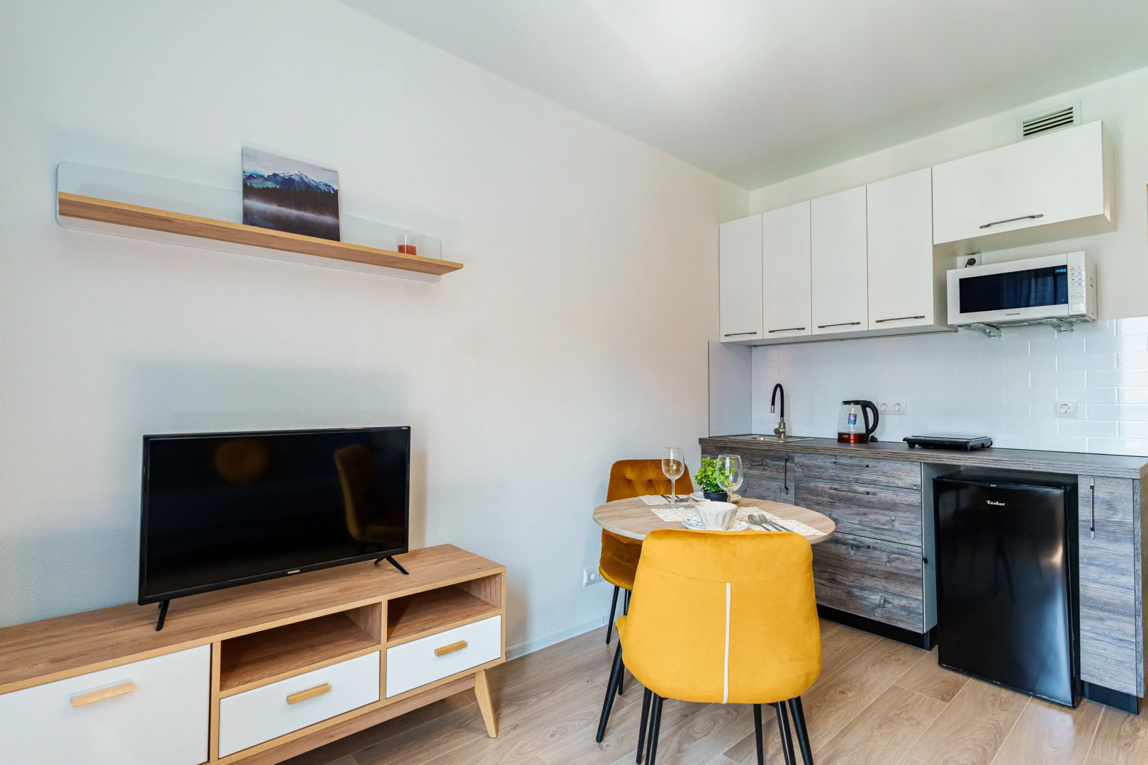 Апартаменты ЖК комфорт-класса Черноморский - 2 от LetoApart