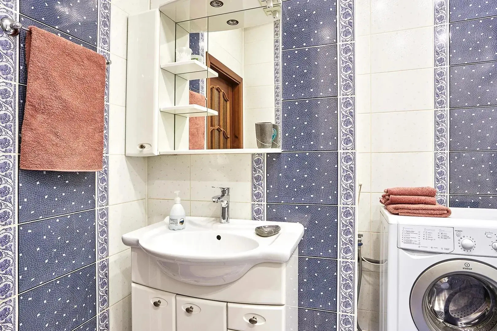 Двухкомнатная Квартира на проспекте Независимости 29