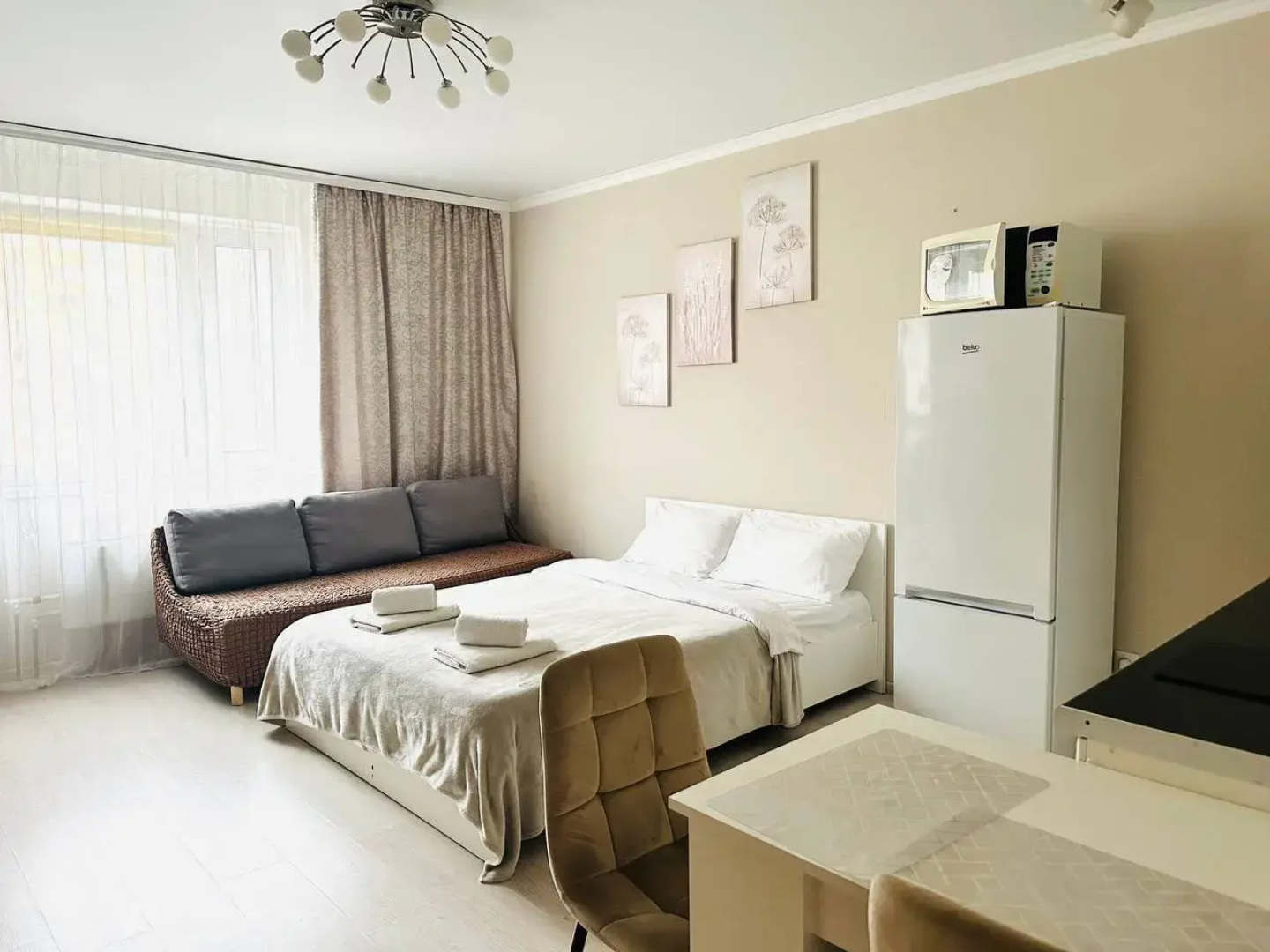 Апартаменты Runway Apartments