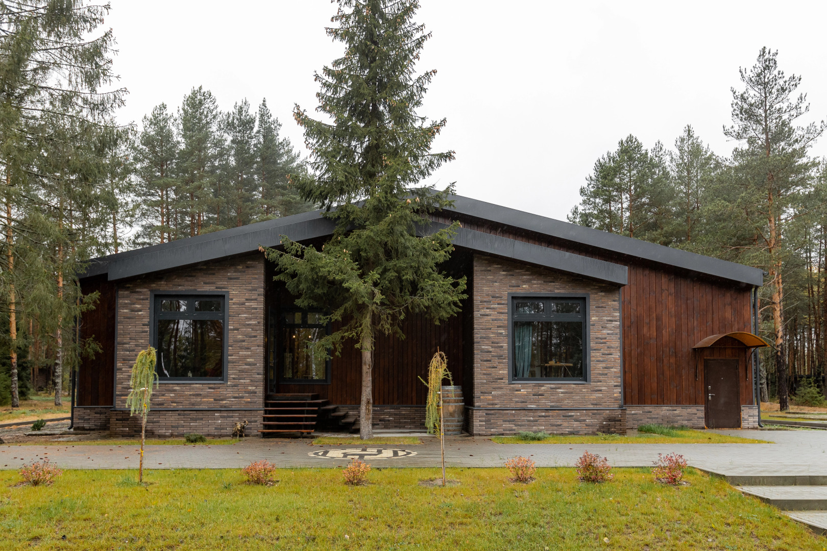 Отель Вино и Сосны