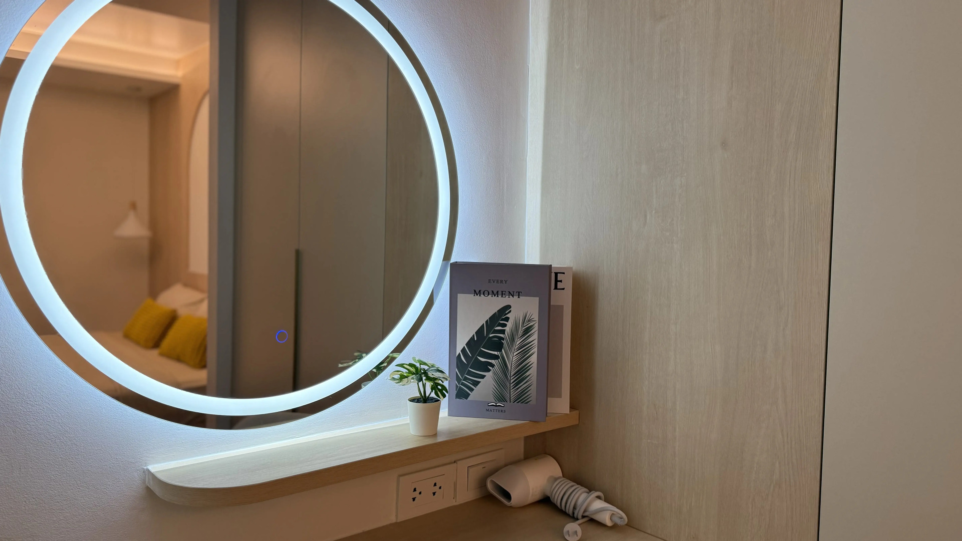 Квартира Милая с отдельной спальней около моря пляж Камала 212