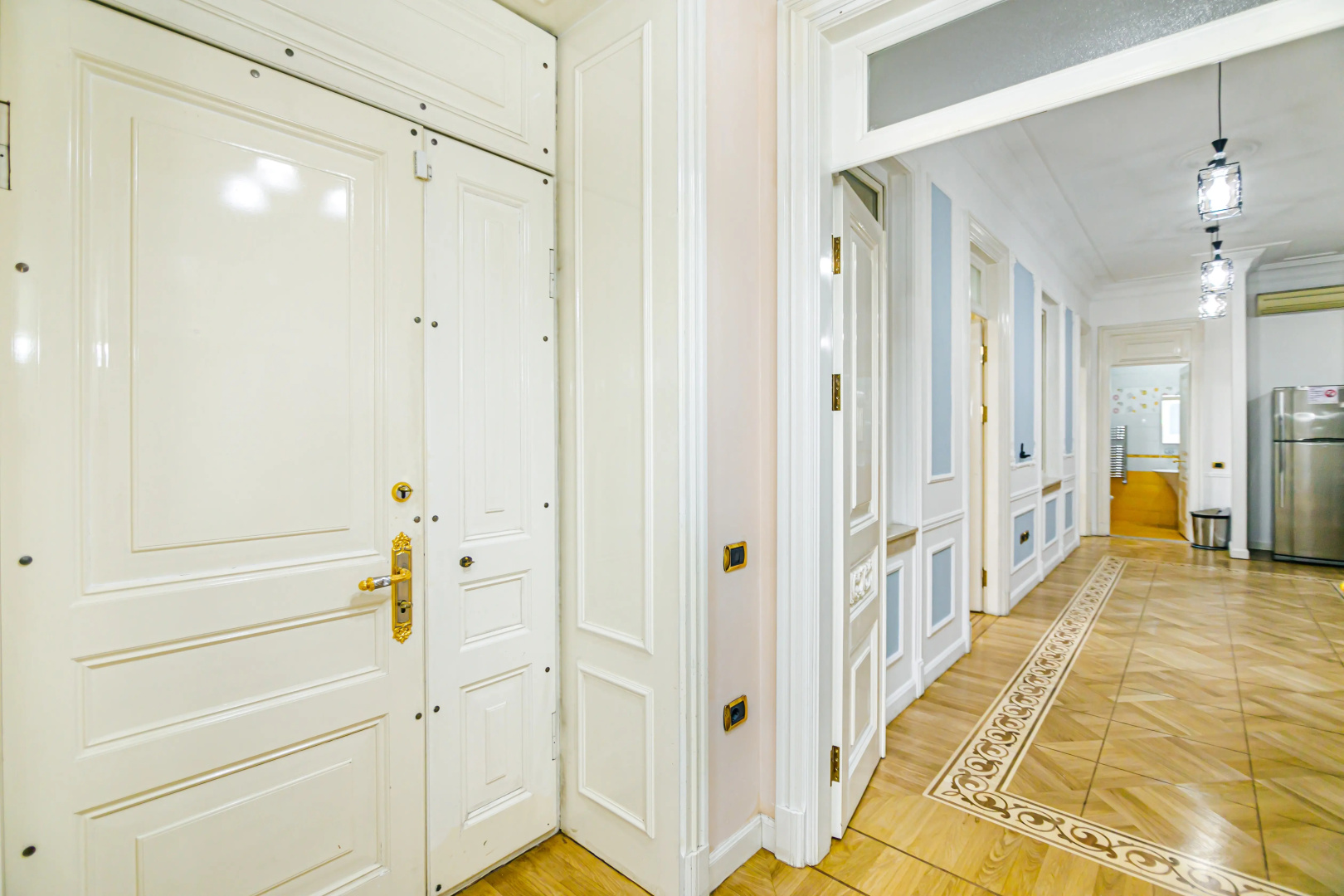 Апартаменты Luxury 7 Bedroom in Nizami street