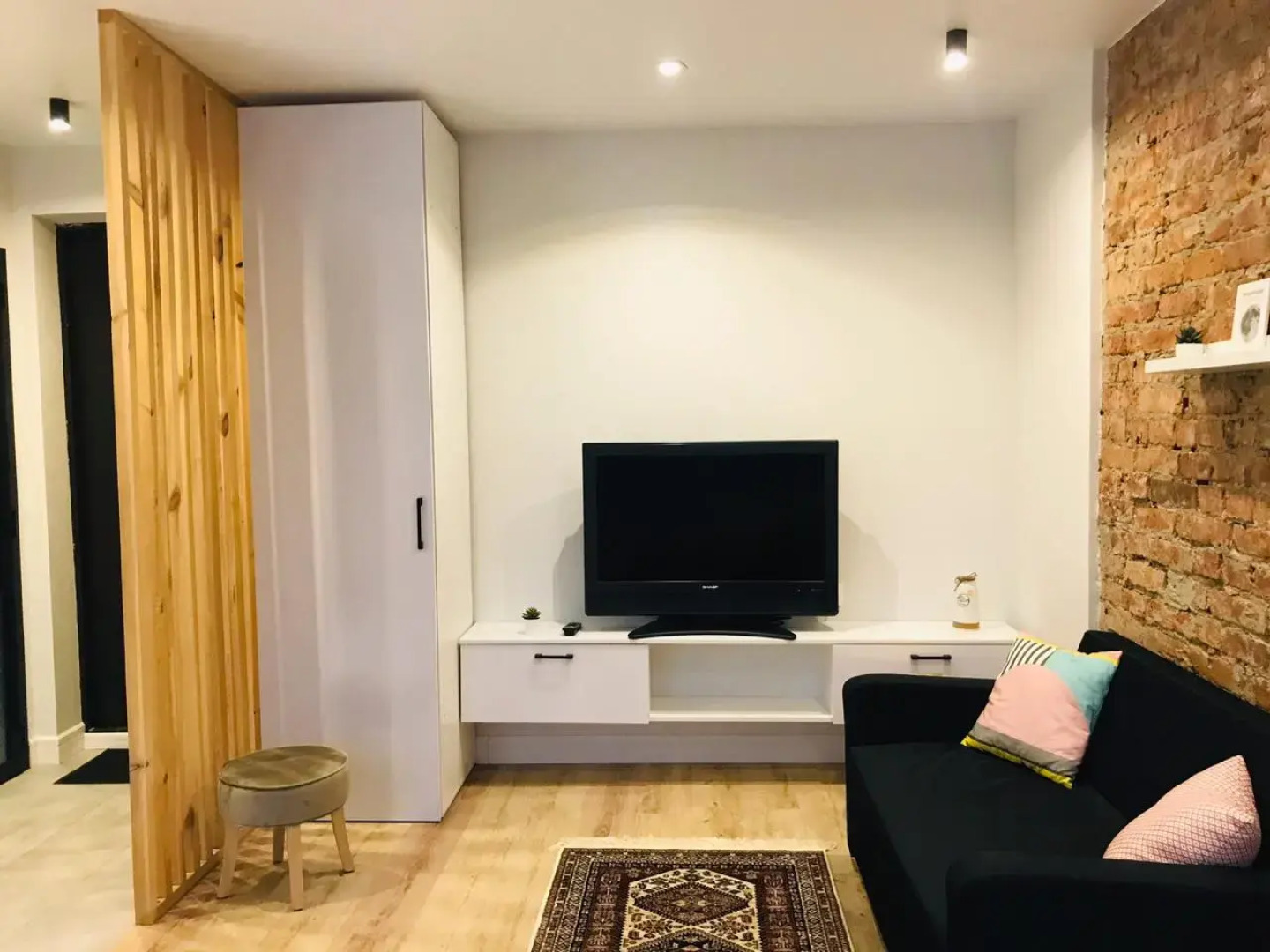 Апартаменты ЛОФТ на 50 лет Октября 32А