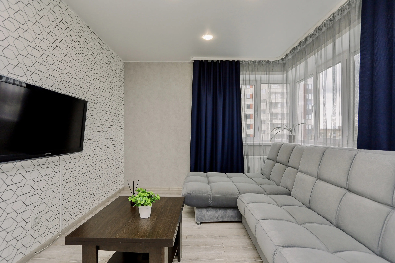 Двухкомнатные Апартаменты Просторный Рай