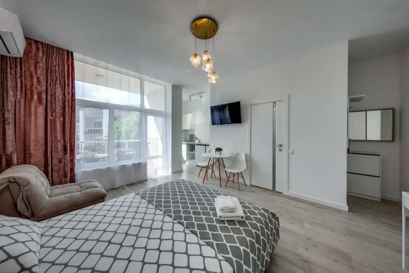 Квартира 7 на Мира