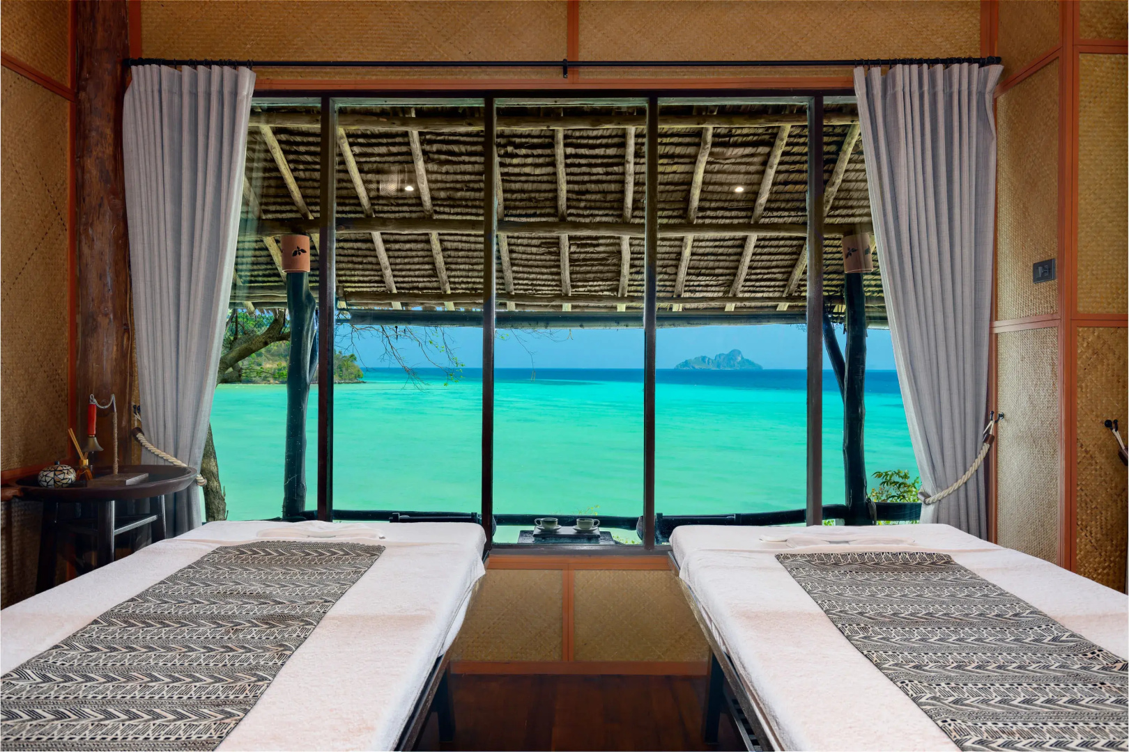Отель Saii Phi Phi Island Village
