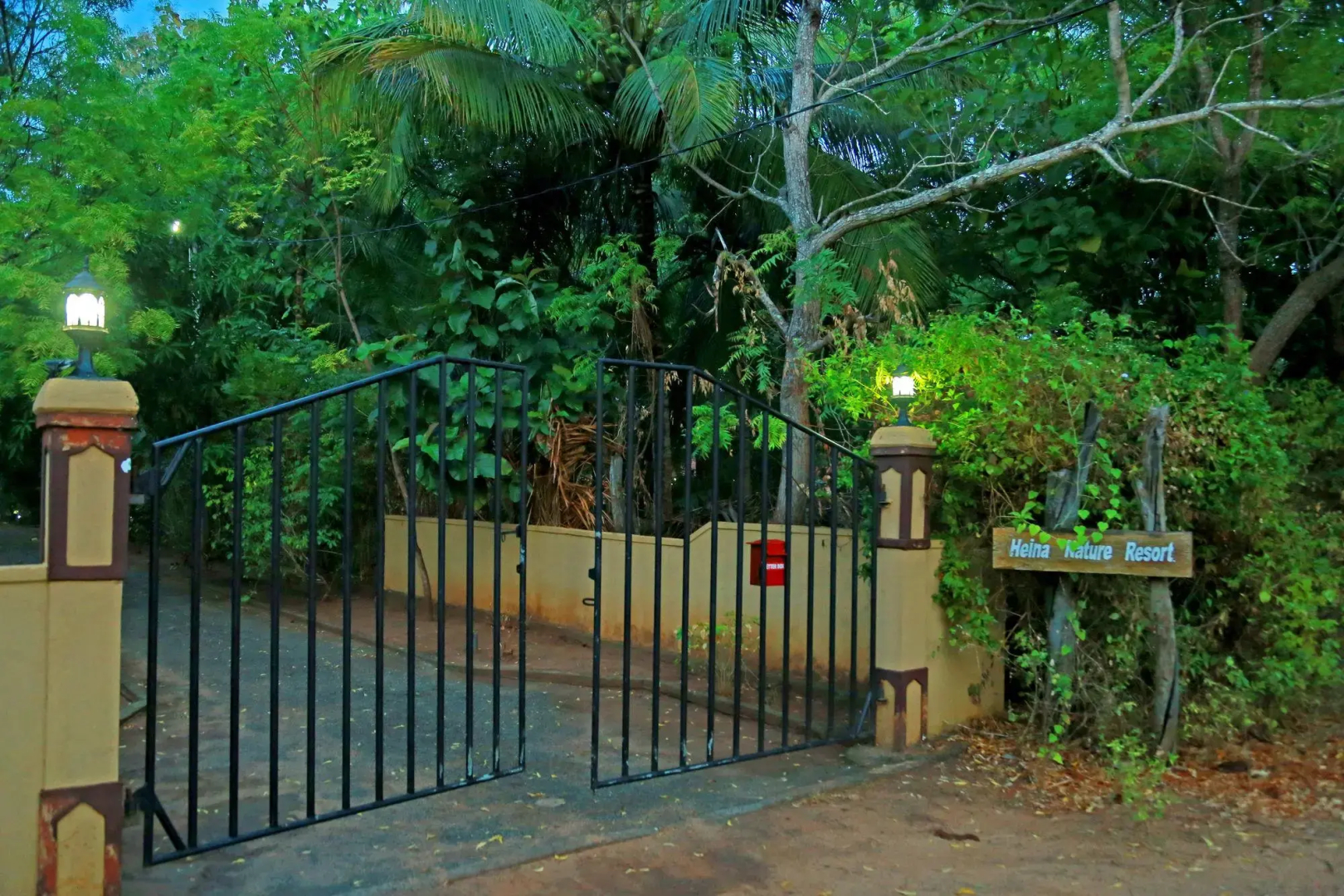 Курортный Отель Heina Nature Resort & Yala Safari