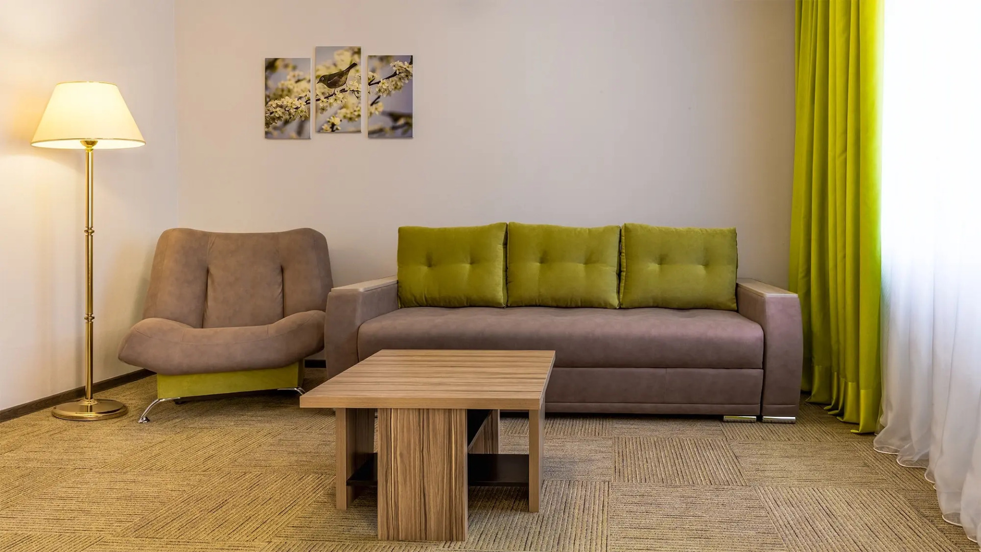 Отель Cronwell Ника Центр