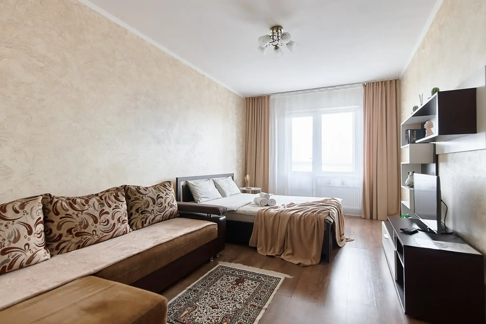 Апартаменты Тимирязева 10 Yellow