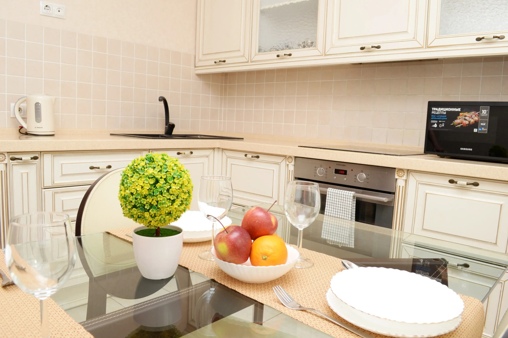 Квартира Двухкомнатные апартаменты с джакузи