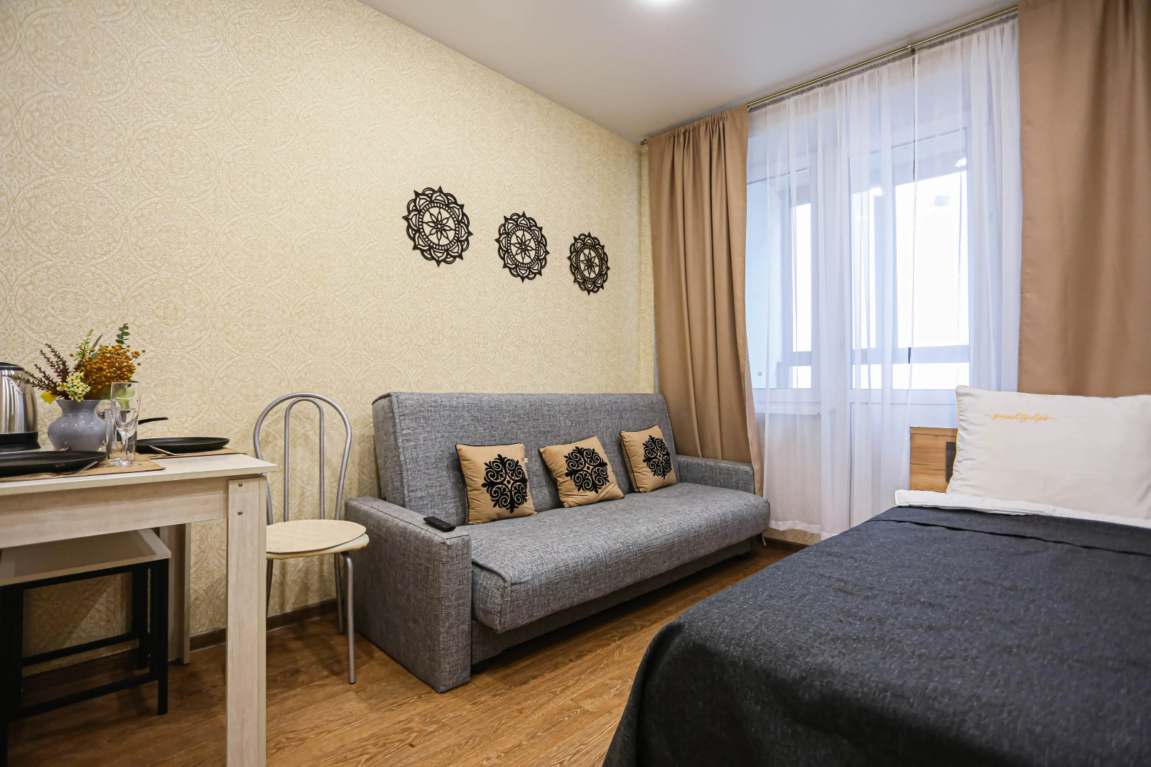 Апартаменты SunSet Родионова 202/1 78