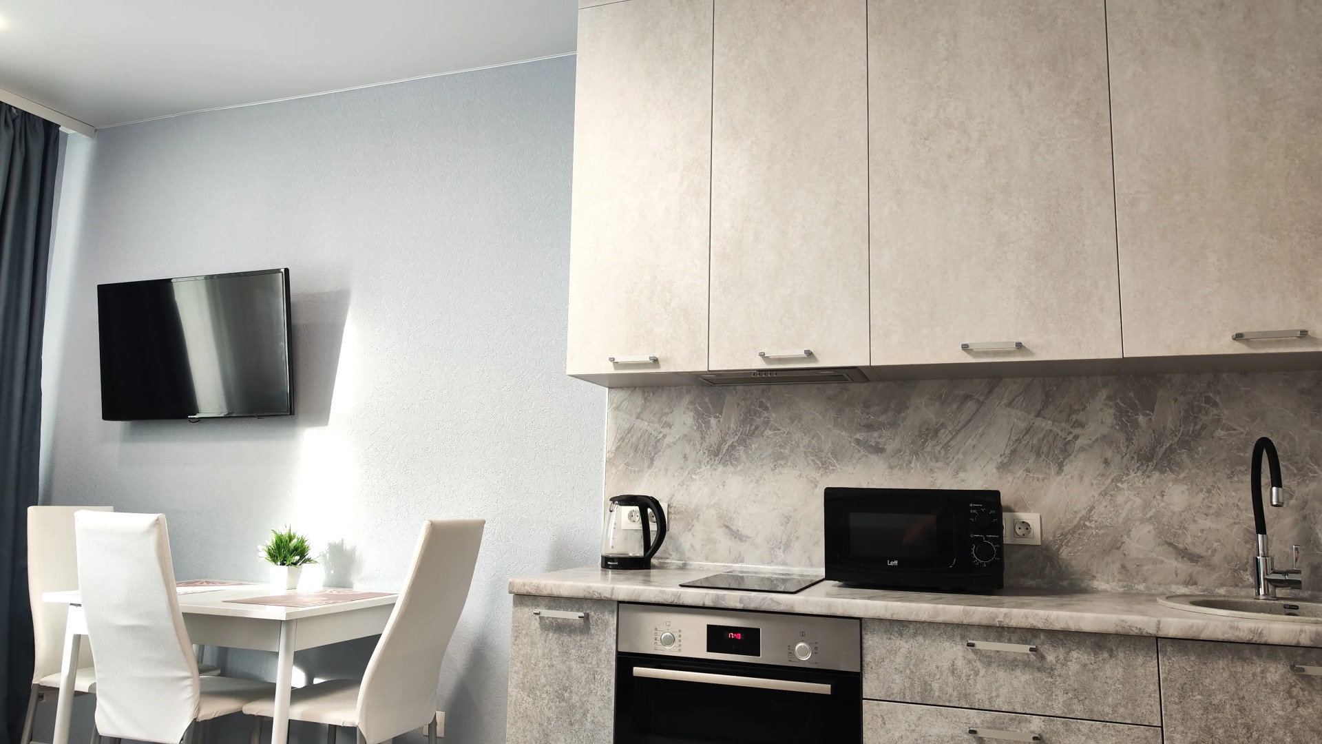 Апартаменты Panda Home возле реки