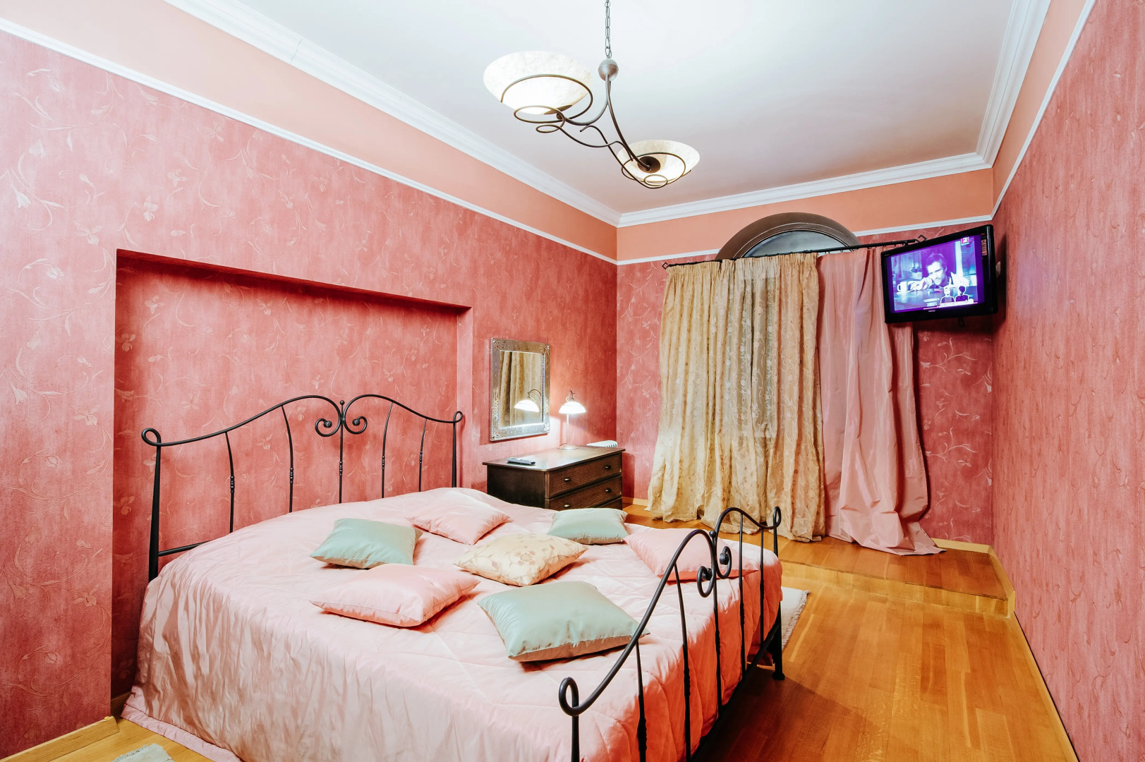 Апартаменты на Городском Валу 10