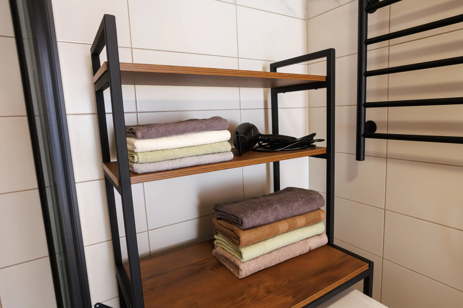 Частный дом Forested home на горке