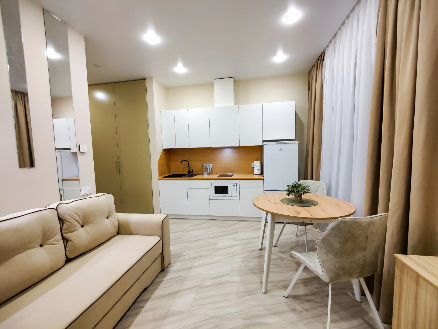 Apartamenty Na Lunnom Guest House