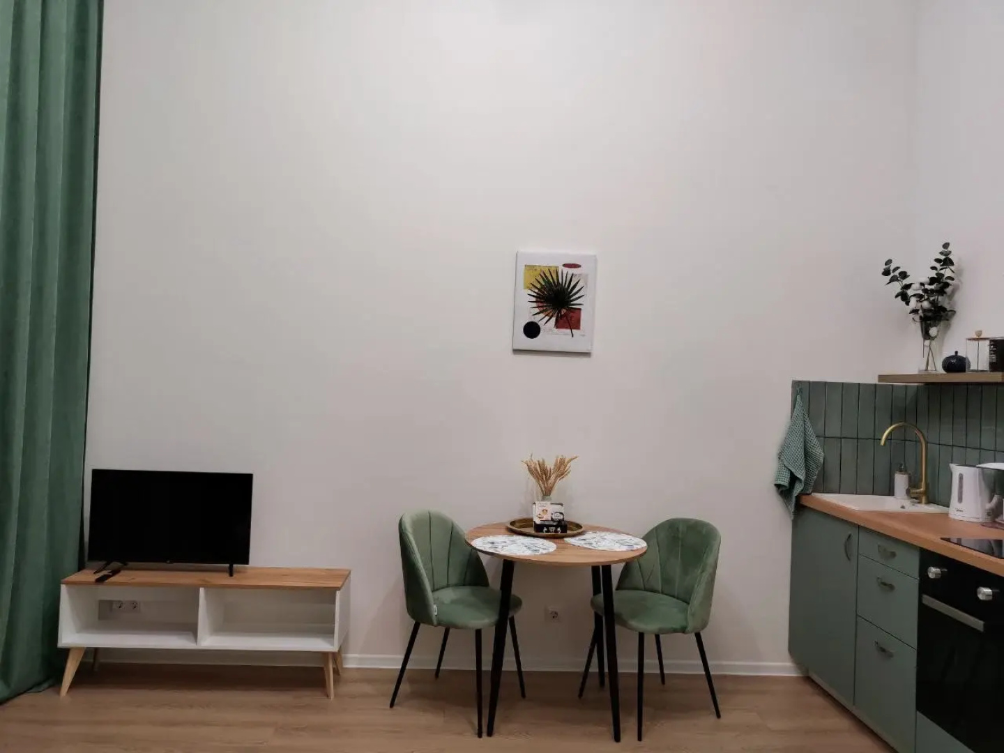 Квартира Green Room Serednevo