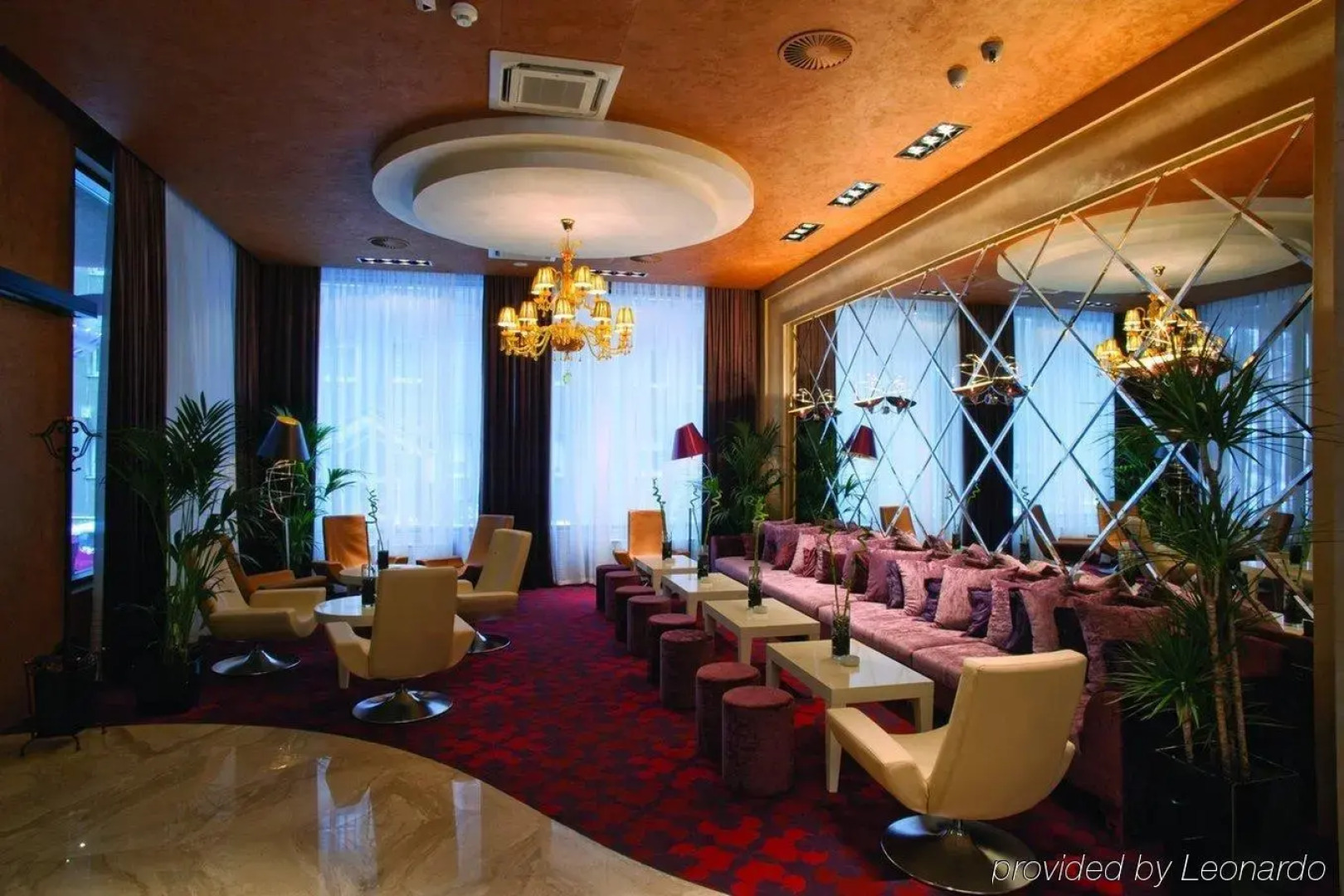 Отель Crystal Hotel Belgrade