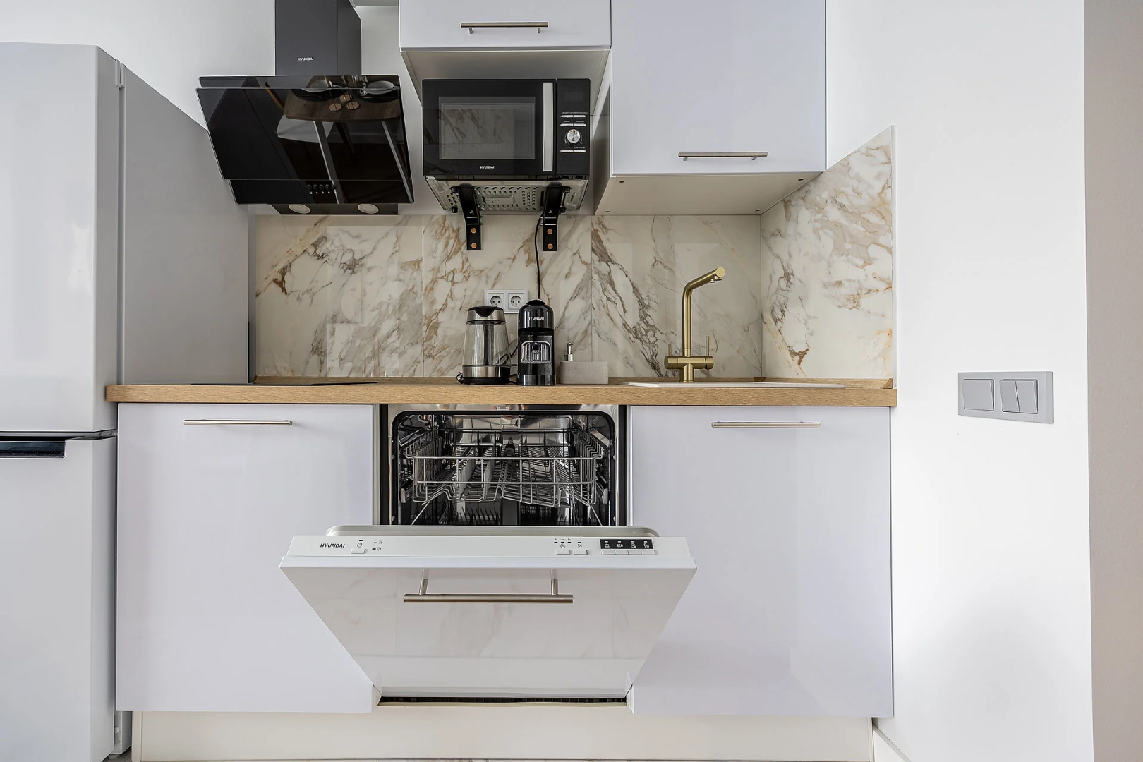 Апартаменты Дизайнерские с кухней гостиной