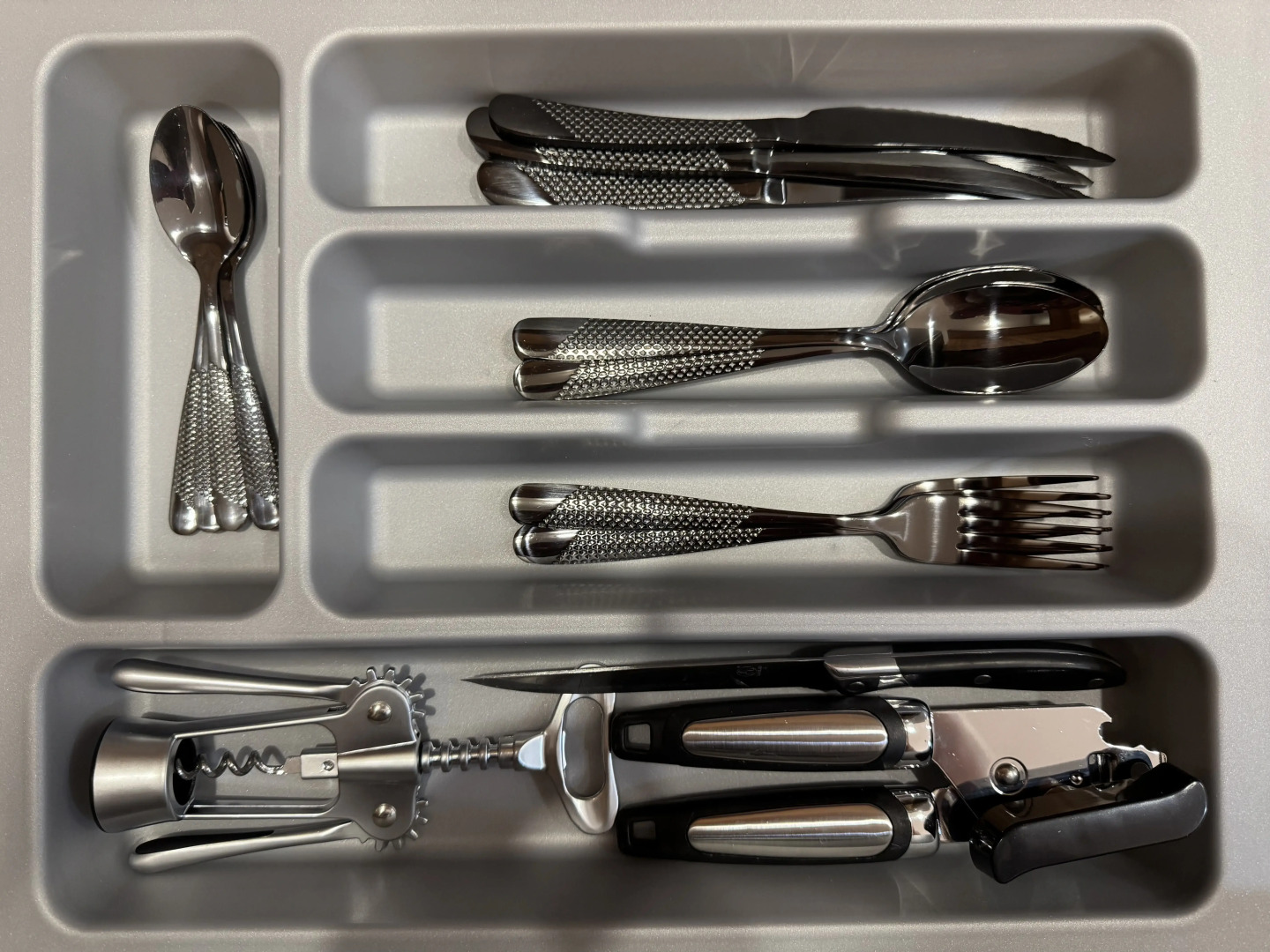 Апартаменты Atmosfera Sna у Жд Вокзала в Стильном Провансе