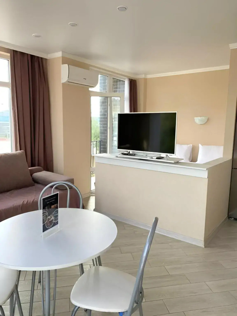 Апартаменты Студия с Балконом Alax Напротив Дельта Сириус