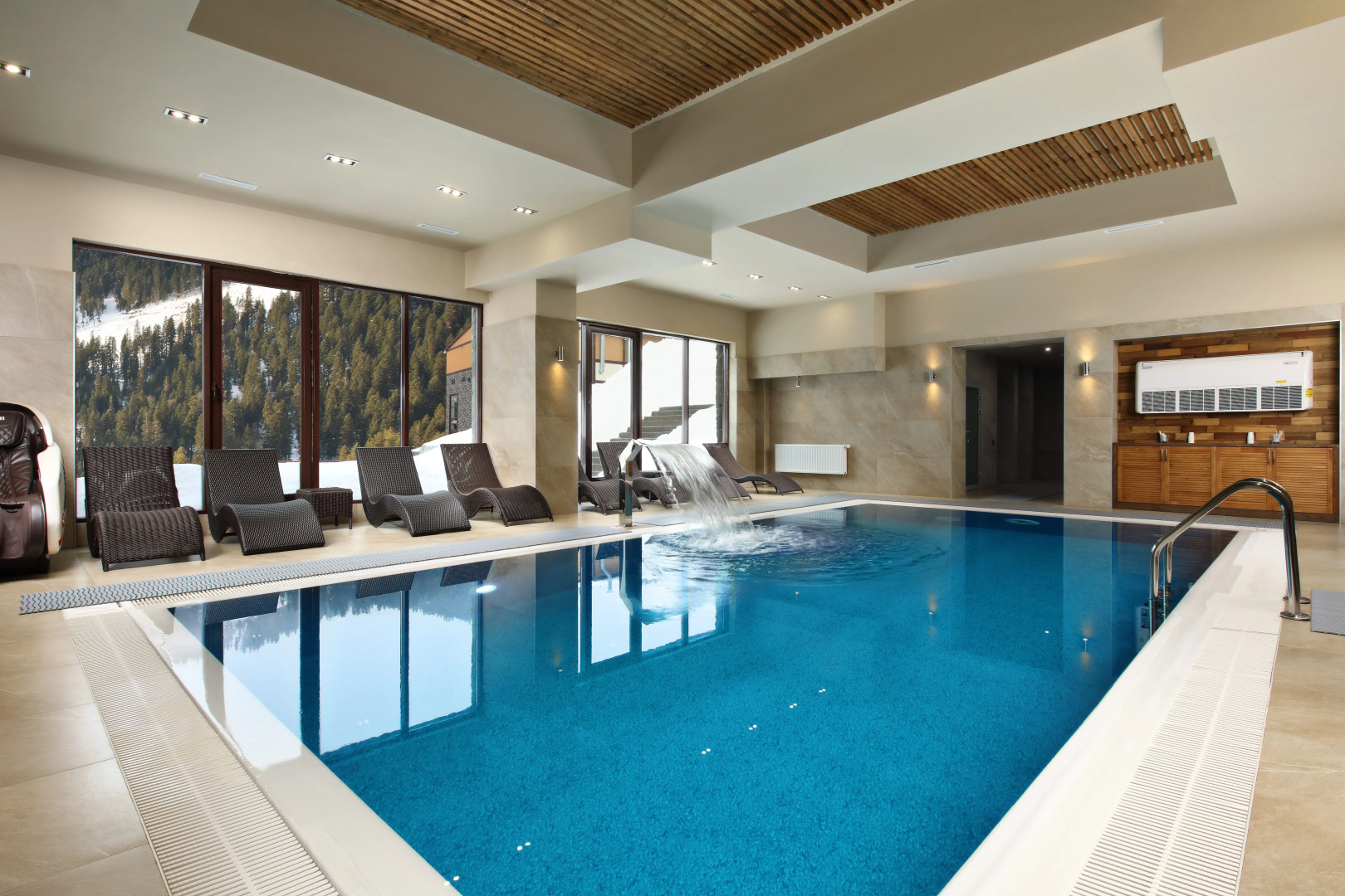 Axis Миррос Архыз