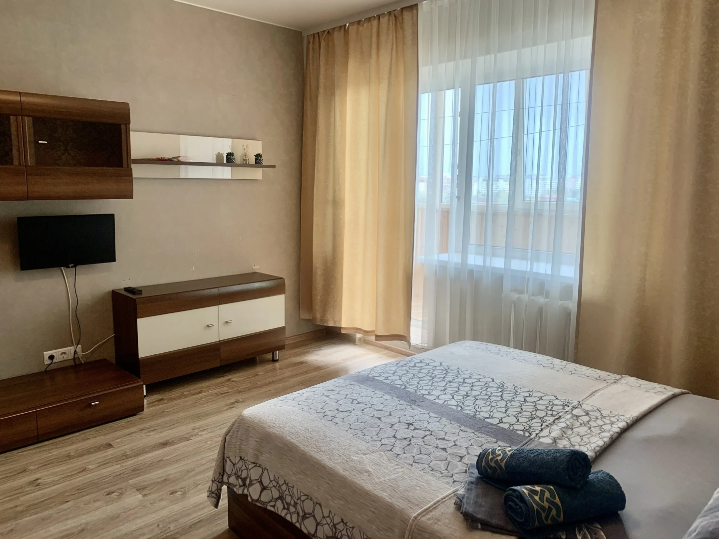 Прекрасная квартира на молодежной 28 рядом с центром