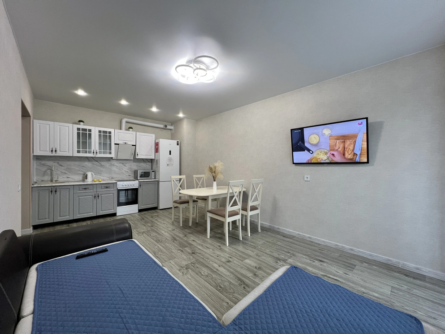 Квартира Евро 3-ком на Смирнова 3 (кв. 185)