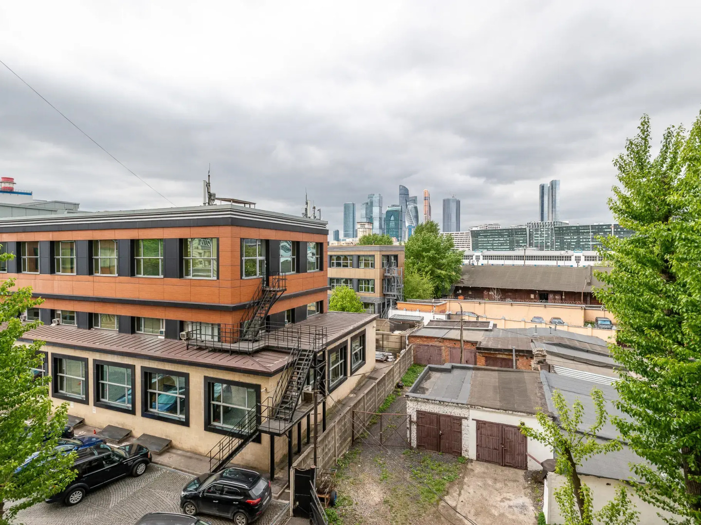 Апартаменты Кварт-Отель, Бережковская Набережная 12