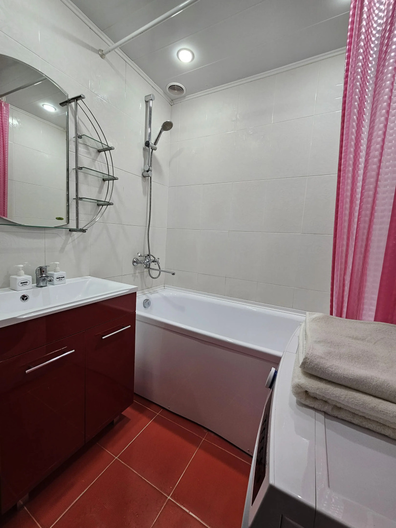 Апартаменты Ярославская 72(9)