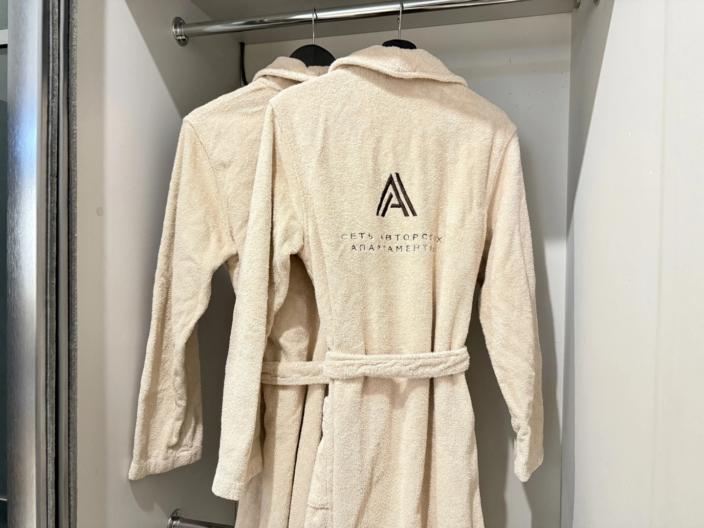 Апартаменты с проектором на Петрозаводской 85/75