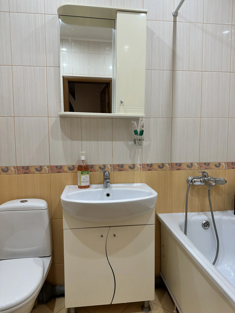 Квартира Просторная 2-к квартира