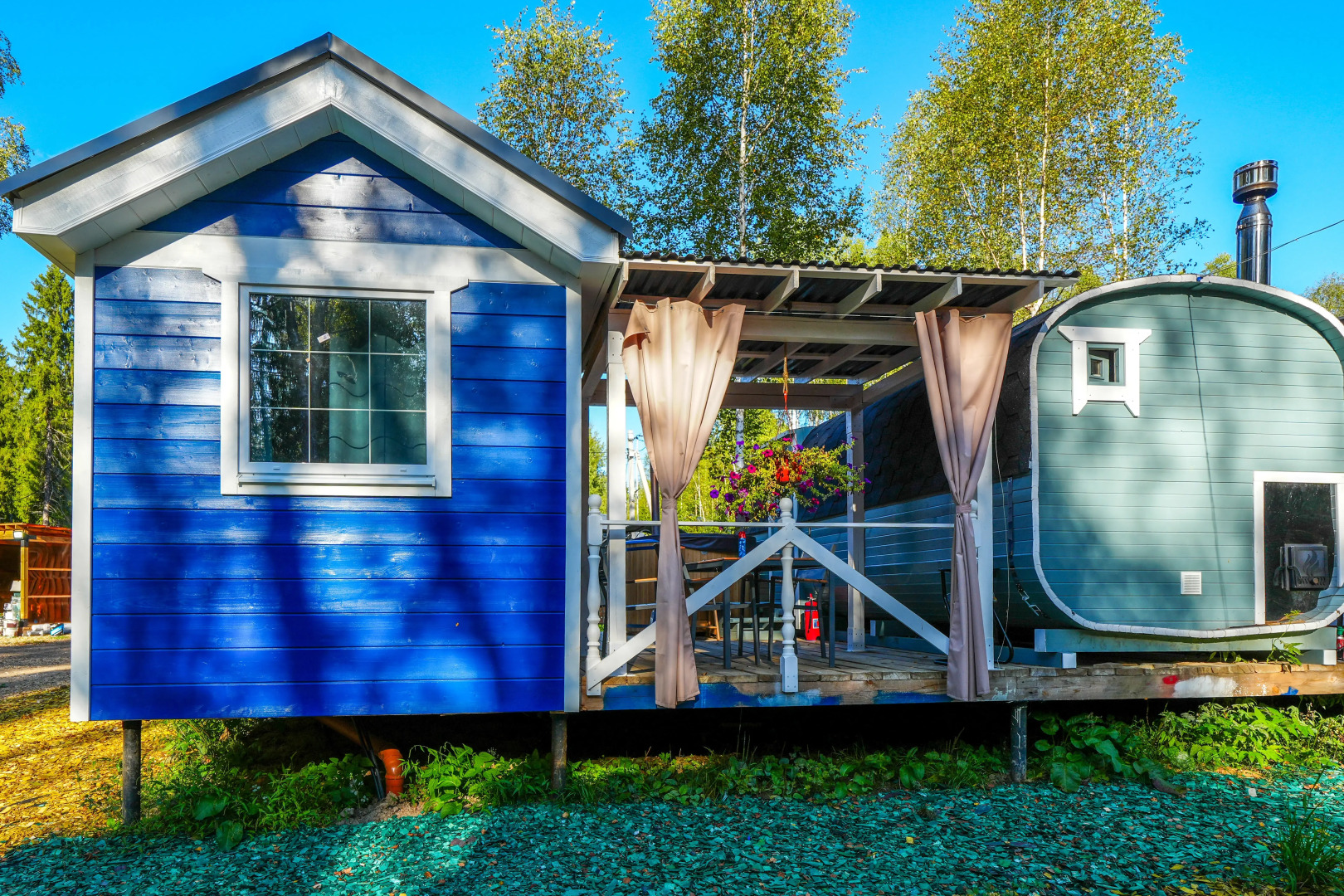 Шале Синий домик в лесу на Живописной улице