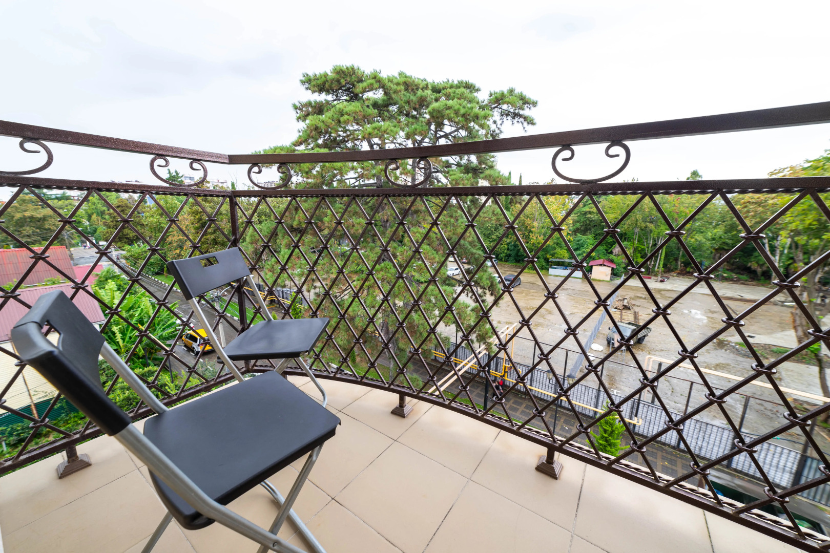 Квартира Вместительная для компании в центре Адлера