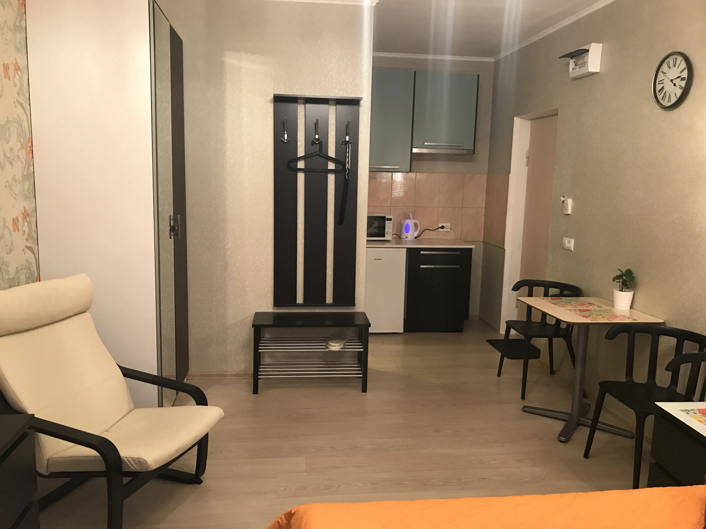 Отель Crocus Star